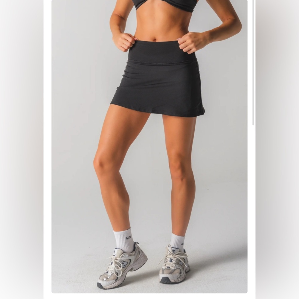 acta skirt